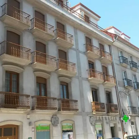 Apartamento Apartamento Rey Daviña