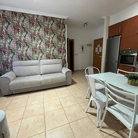 Alojamiento Rey Davina Apartment *